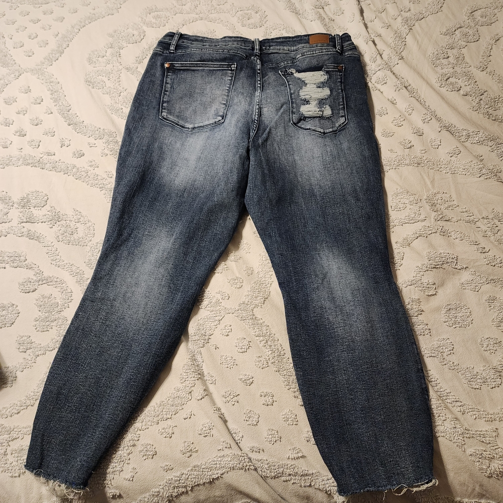 Judy Blue Dark Wash Denim Jeans Distressed